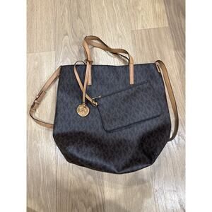 Michael Kors Hayley Large Tote Bag in Brown and Peanut Colorway